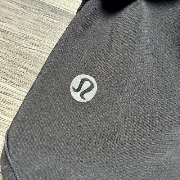 Lululemon Women's Speed Short *4-way Stretch 2.5" - Black - Picture 5 of 8